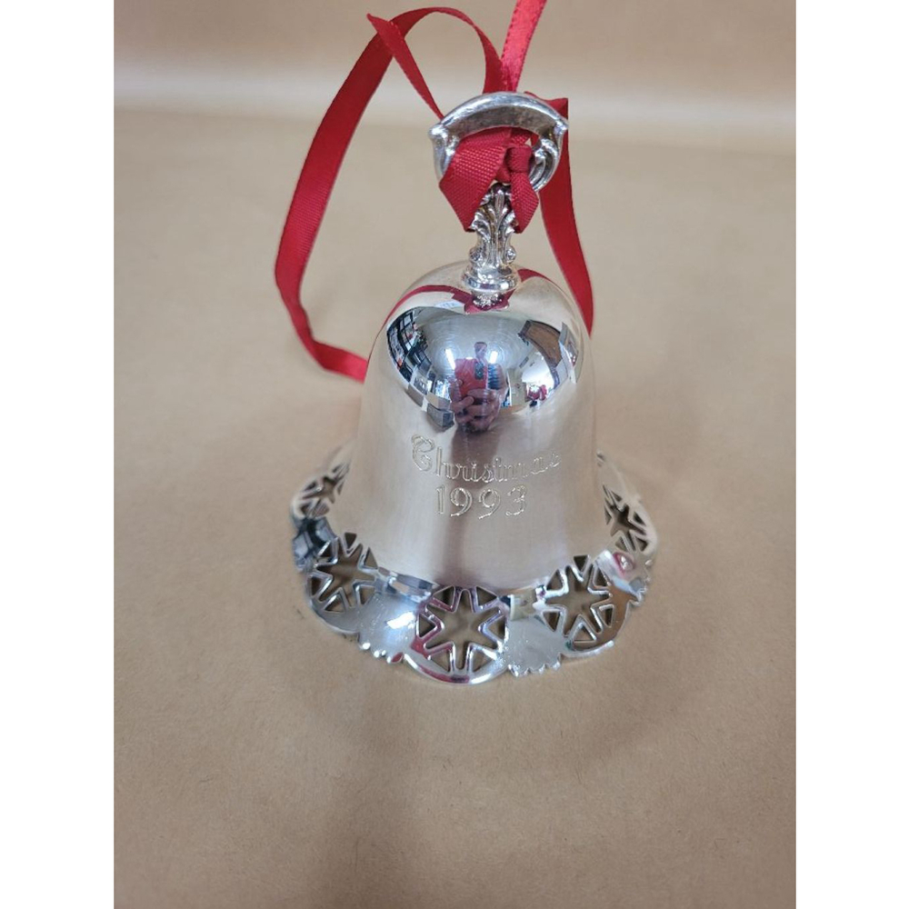 1993 Towle Silverplated Bell Ornament